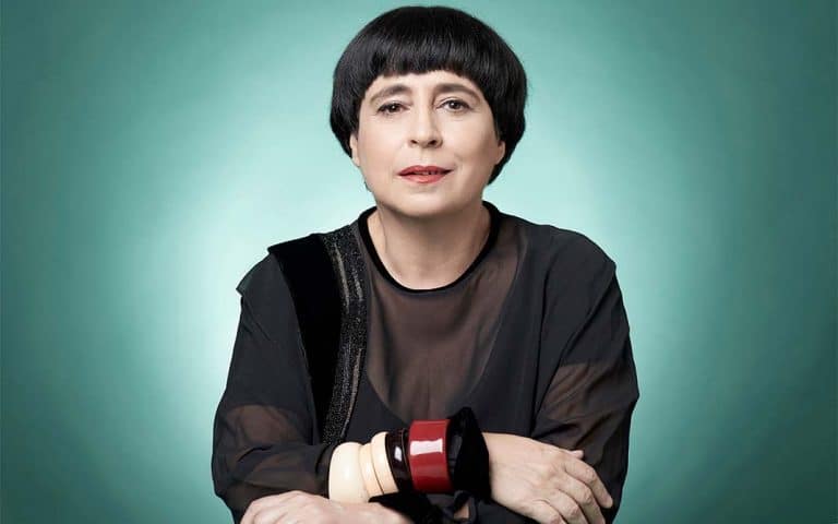 Victoria Lescano: Apuntes de vestuarios