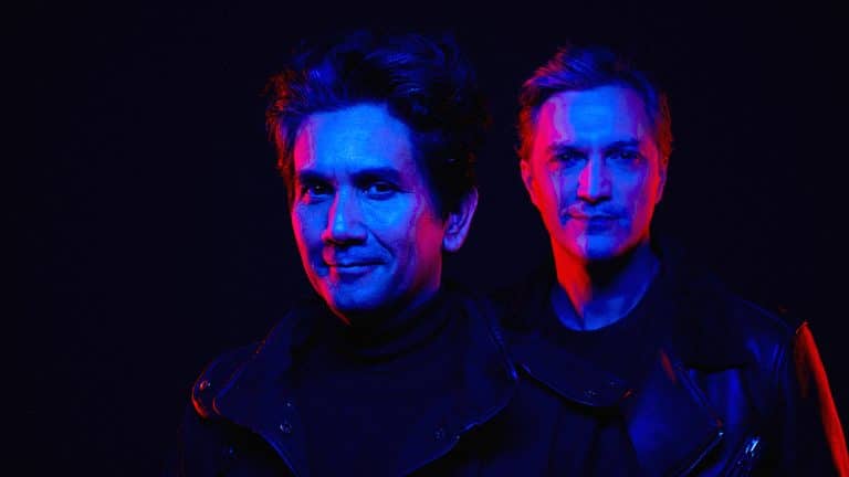 BACILOS ARRASA EN ESPAÑA Y MARCA UN HITO FUSIONANDO MÚSICA Y REALIDAD VIRTUAL