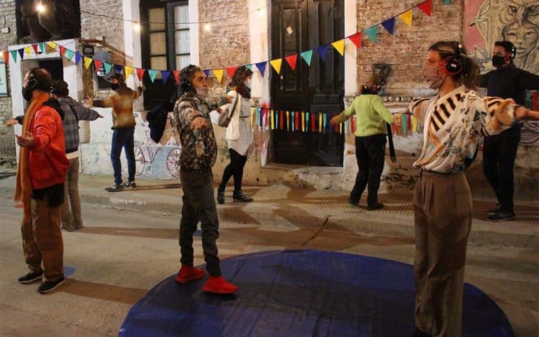 ¡BAILEMOS… QUE SE ACABA EL MUNDO!