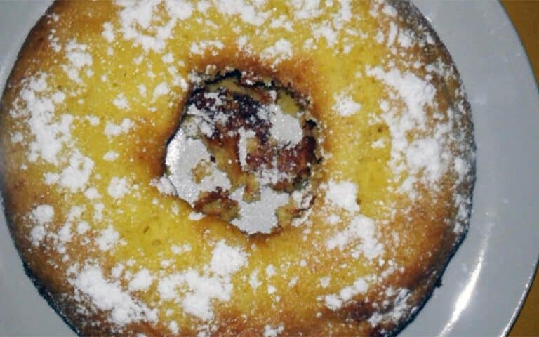 Budín con naranjas abrillantadas