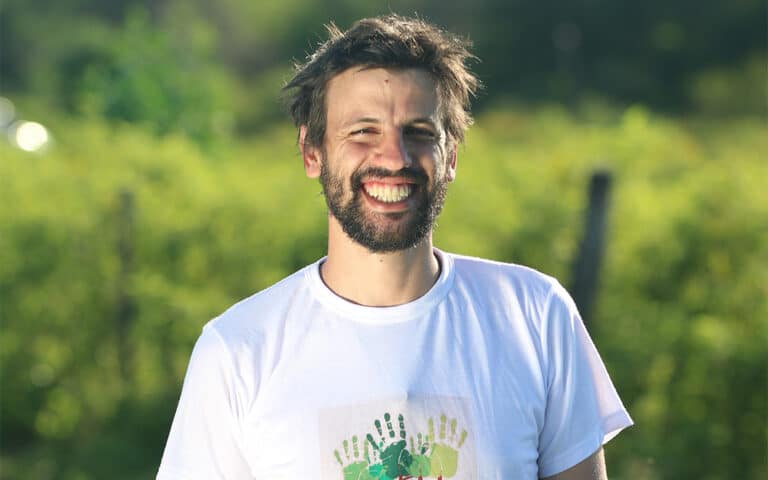 Con el corazón prendido fuego