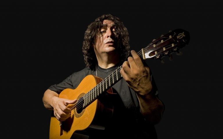 LUIS SALINAS: “No hay que mentirse como artista”