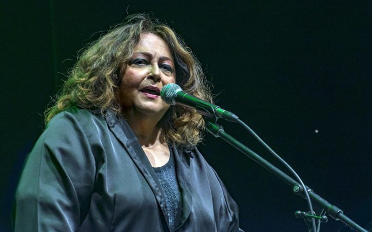 MARIA CREUZA: «Es un placer cantar a Vinicius»