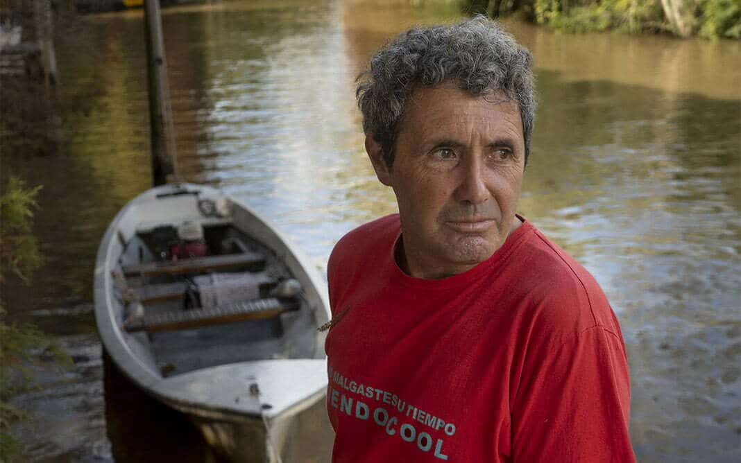 ESCRITO-EN-EL-AGUA_port1