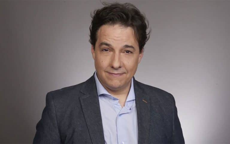 FERNÁN MIRÁS“En teatro, hay que confiar en el director”