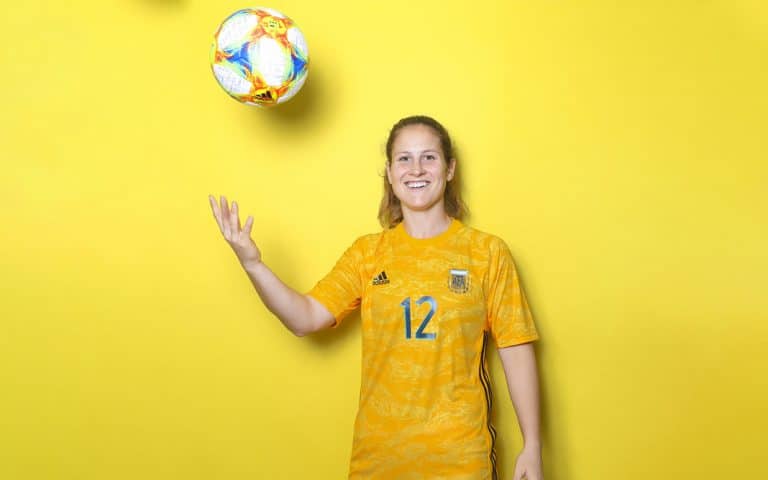 Gabriela Garton: Fútbol a sol y a sombra