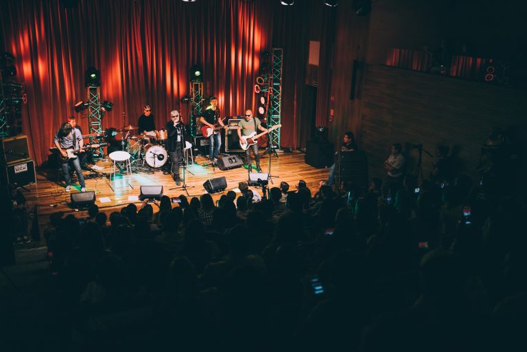 ¡Estelares abrió el ciclo «Música en Colores» en Casa Naranja!