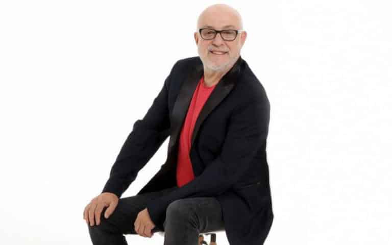 Juan Carlos Baglietto: “Las canciones inoxidables no pasan inadvertidas”