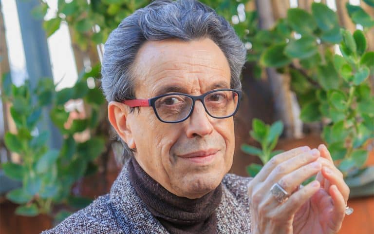 Javier Arroyuelo: Un experto de la cultura del vestir