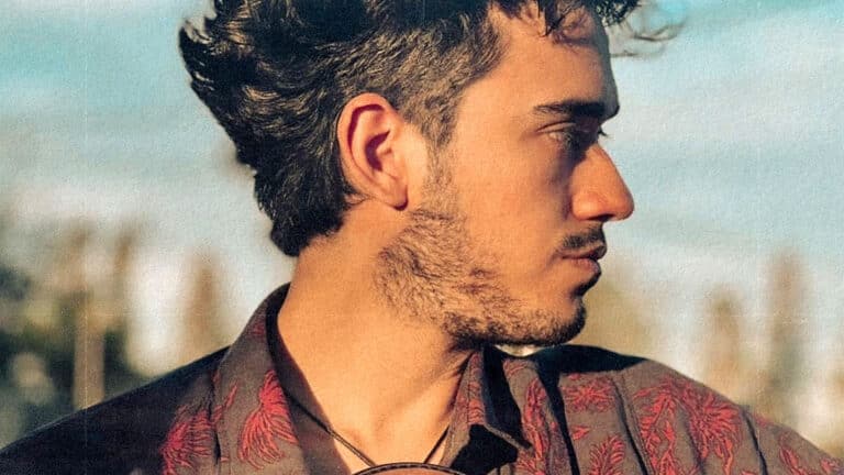 MATI ROJAS LANZA SU PRIMER DISCO, ANTES DE SU PRESENTACIÓN EN LOS FESTIVALES DE FOLKLORE