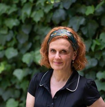 PROMOTORA CULTURAL EN LA PLAYA_PORT