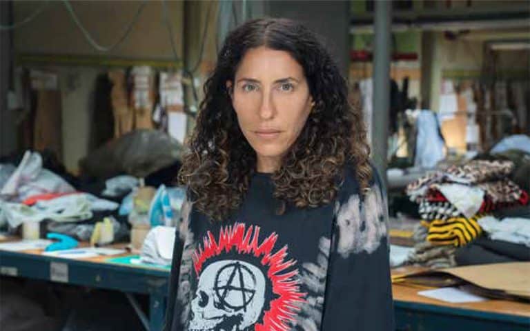 Romina Levy Daniel: CULTURA ROCK PARA LAS MASAS