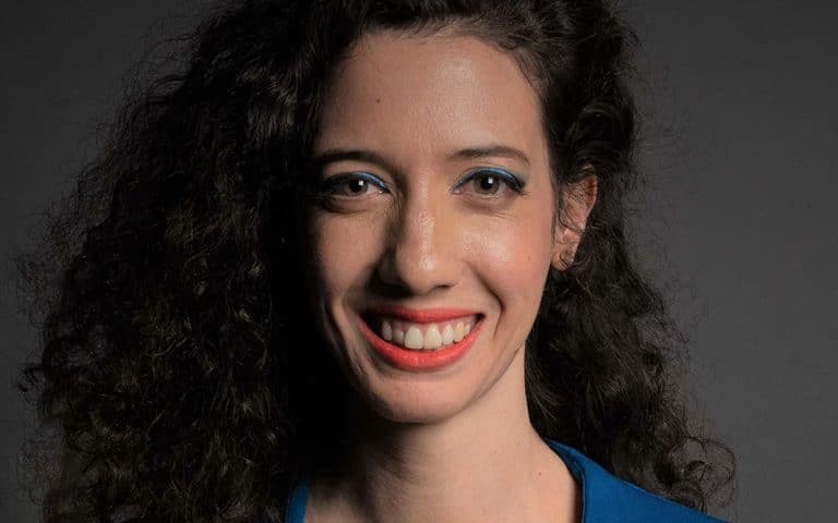 Timna: “El mundo necesita mujeres felices y enteras”