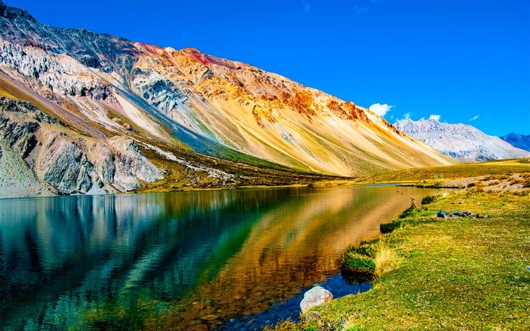 Tierra de volcanes y de valles