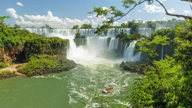 CATARATAS DEL IGUAZÚ: LAS MARAVILLOSAS AGUAS GRANDES