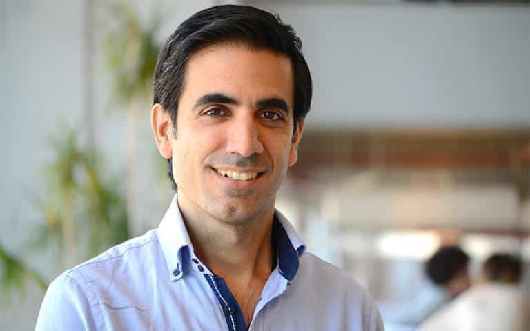 Charly Karamanian: Proteger el planeta, pensar el país