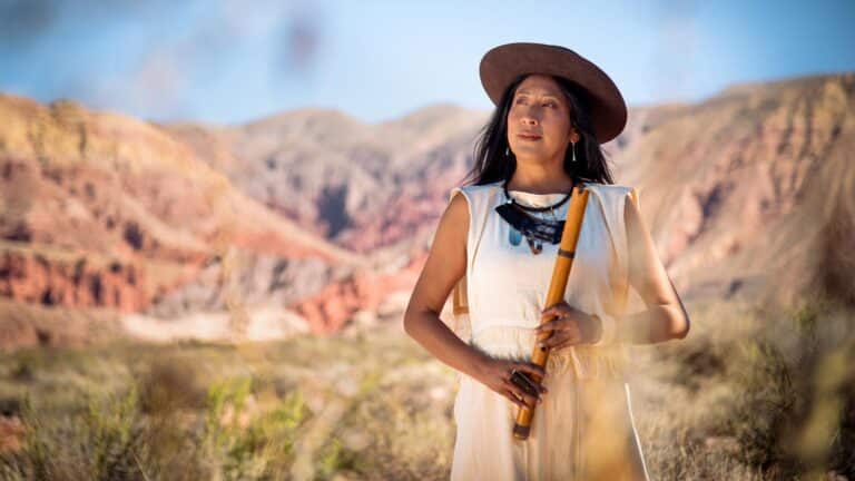 MICAELA CHAUQUE: “LO QUE HAGO ES IDENTIDAD”