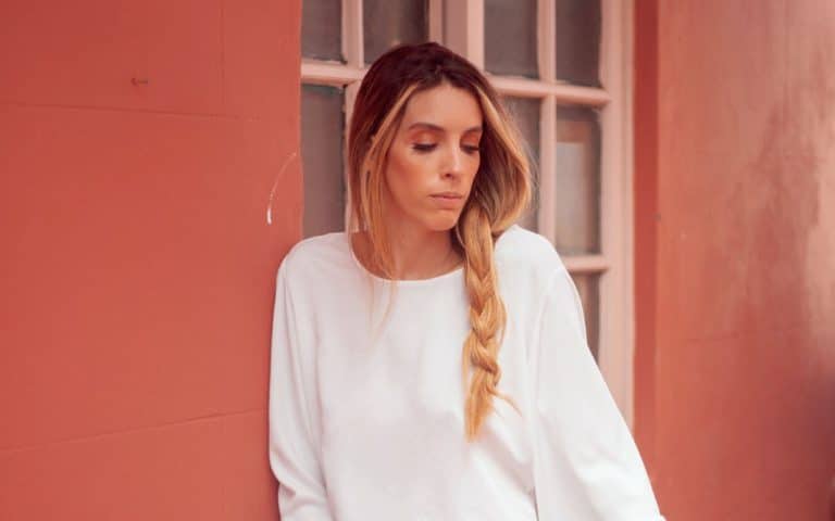 Angie Cadenas: “Me pude amigar con mis canciones”