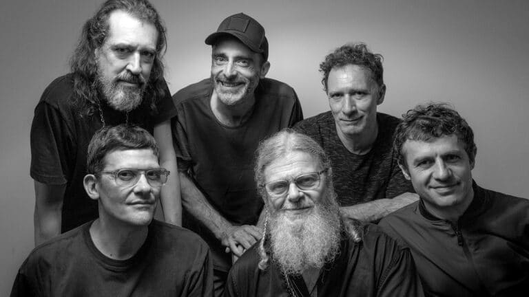 BAJOFONDO ESTRENA SU NUEVO ÁLBUM “OHM”