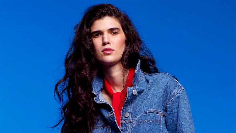 DOBLE VALENTINA PRESENTA SU SEGUNDO ÁLBUM CON PRODUCCIÓN DE DIEGO TORRES