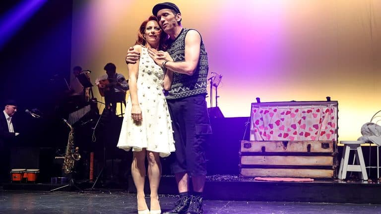 ELENA ROGER Y DIEGO REINHOLD DE GIRA CON “MINA… CHE COSA SEI?”