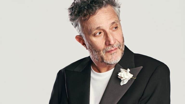 FITO PÁEZ PRESENTA “SUPEREXTRAÑO”