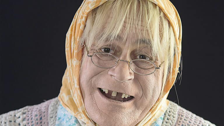 DOÑA JOVITA REGRESA CON “QUITAPENAS” PARA SANAR CON RISAS Y REFLEXIÓN