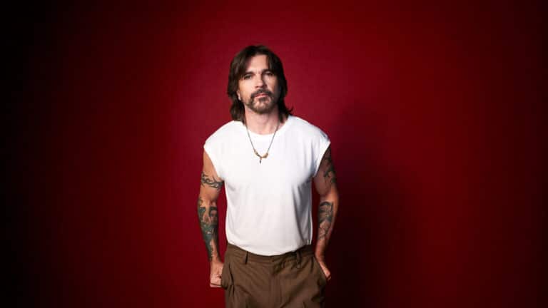 JUANES LANZÓ SU ESPERADO ÁLBUM “JUANESTEBAN”