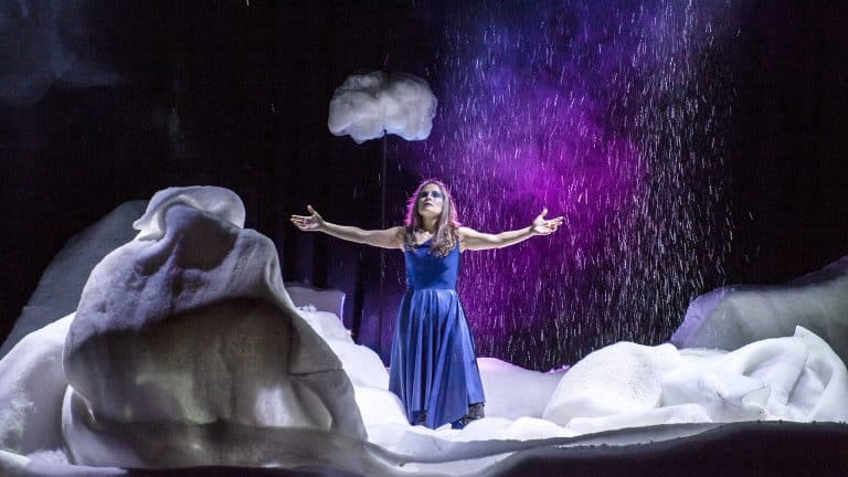 LA COMEDIA CORDOBESA REESTRENA “AURORA NEGRA”