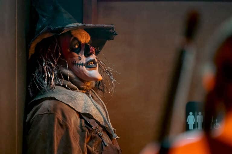 LLEGA “LA NOCHE DEL ESPANTAPÁJAROS”, LA PELÍCULA DE TERROR DE JEREMY RUDD