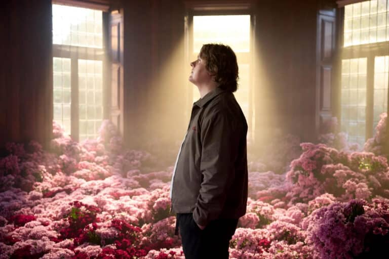LEWIS CAPALDI REGRESA CON “ALMOST”