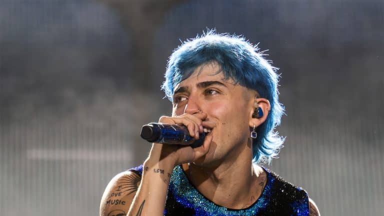 LUCK RA CONVIRTIÓ SU PRIMER ESTADIO VÉLEZ EN UNA FIESTA DEL CUARTETO