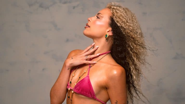 MORENA PRESENTA SU NUEVO SINGLE “ALGUIEN COMO YO”