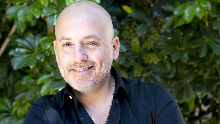 JOSÉ MARÍA MUSCARI REGRESA CON “IRREVERENTES”