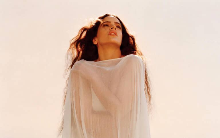 ROSALÍA PUBLICA EL VIDEO DE “SAUVIGNON BLANC”