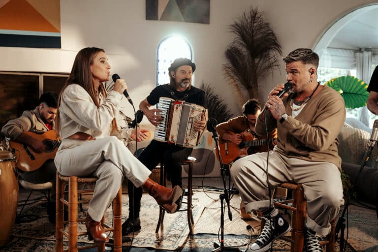 SOLEDAD PRESENTA “PIEL CANELA” JUNTO A PEDRO CAPÓ Y CHANGO SPASIUK 