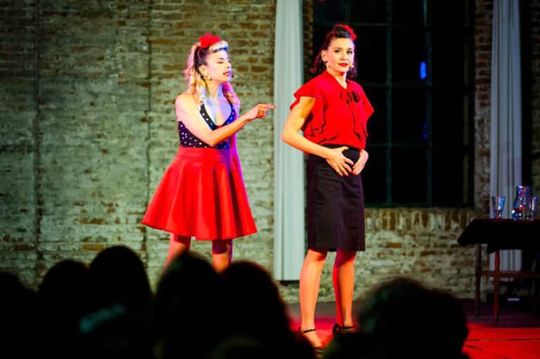 LAURA AZCURRA Y VALERIA STILMAN LLEGAN A CÓRDOBA CON “TITA Y RODHESIA”