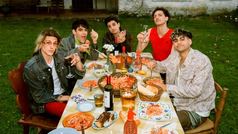 UN VERANO PRESENTA NUEVA FORMACIÓN Y LANZA “MENOS DIEZ”