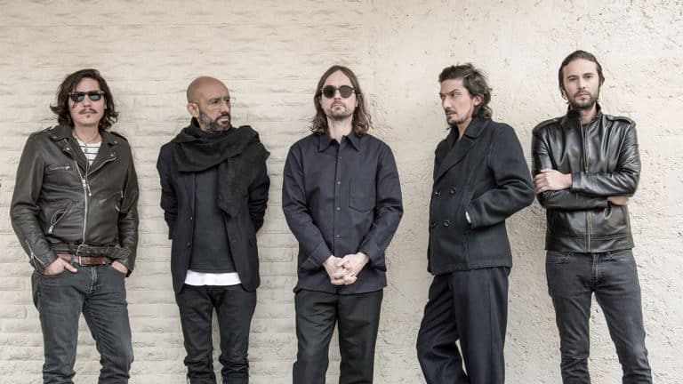 ZOÉ ESTRENA “CAMPO DE FUERZA”