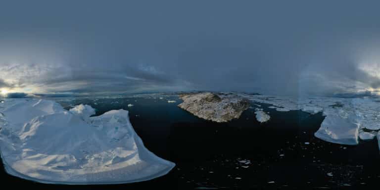 EL DESHIELO EXTREMO EN GROENLANDIA SE ACELERA 